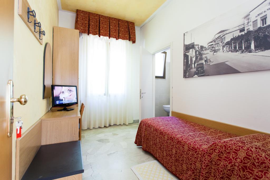 Hotel Al Mare Lido di Jesolo Eksteriør bilde