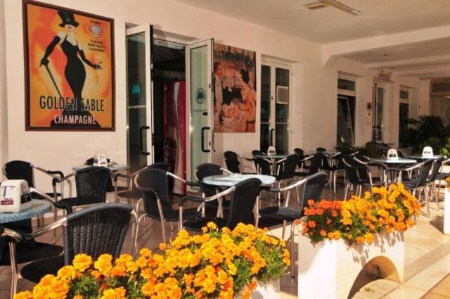 Hotel Al Mare Lido di Jesolo Eksteriør bilde