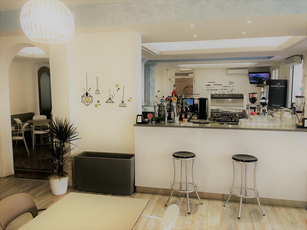 Hotel Al Mare Lido di Jesolo Eksteriør bilde