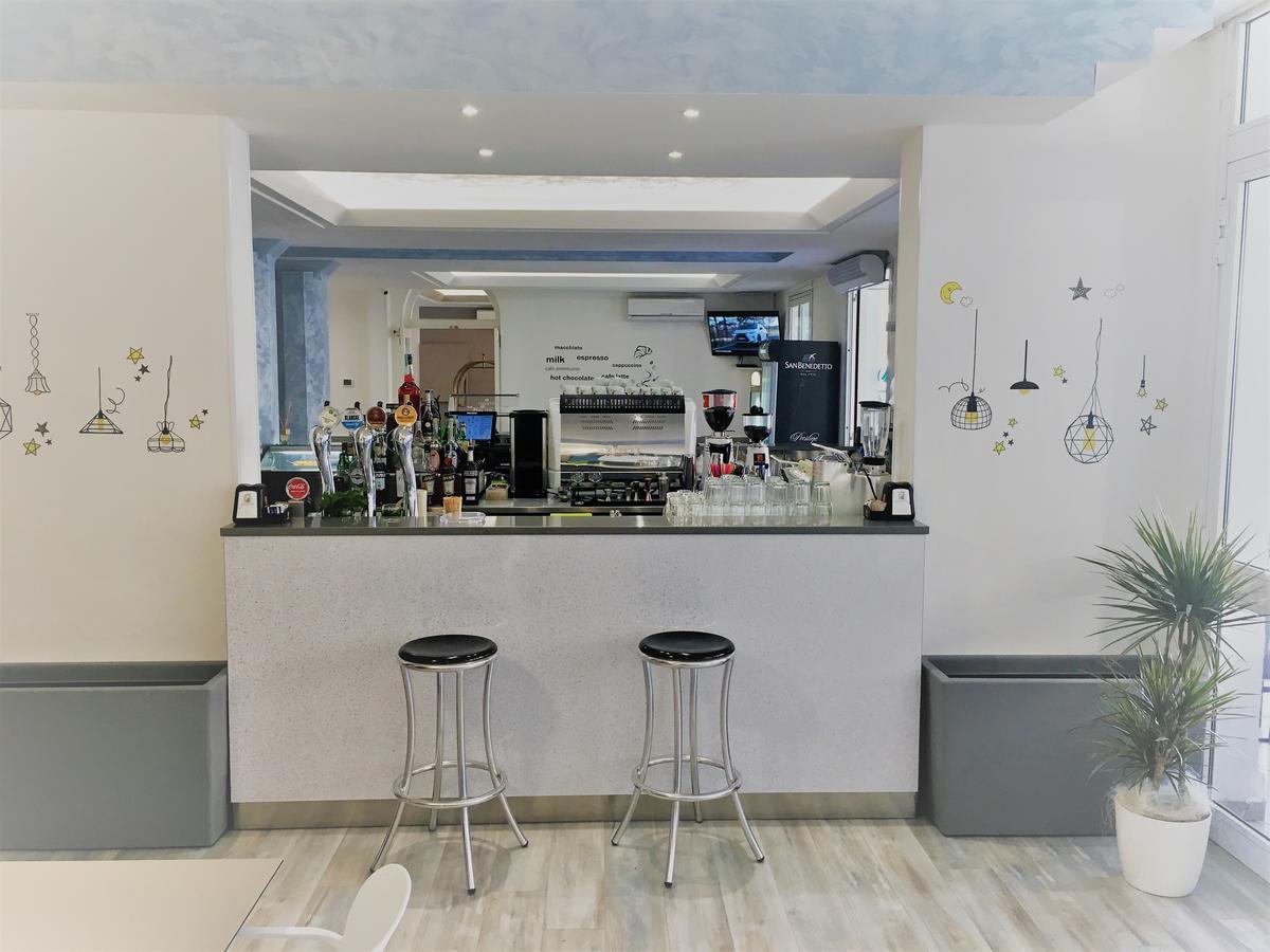 Hotel Al Mare Lido di Jesolo Eksteriør bilde